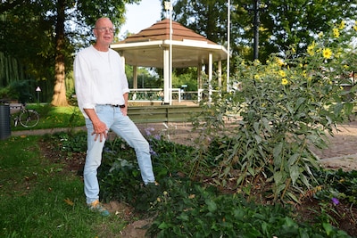 Stenen, stenen en nog eens stenen in het centrum van Barneveld; dat móet volgens oud-hovenier Wilber