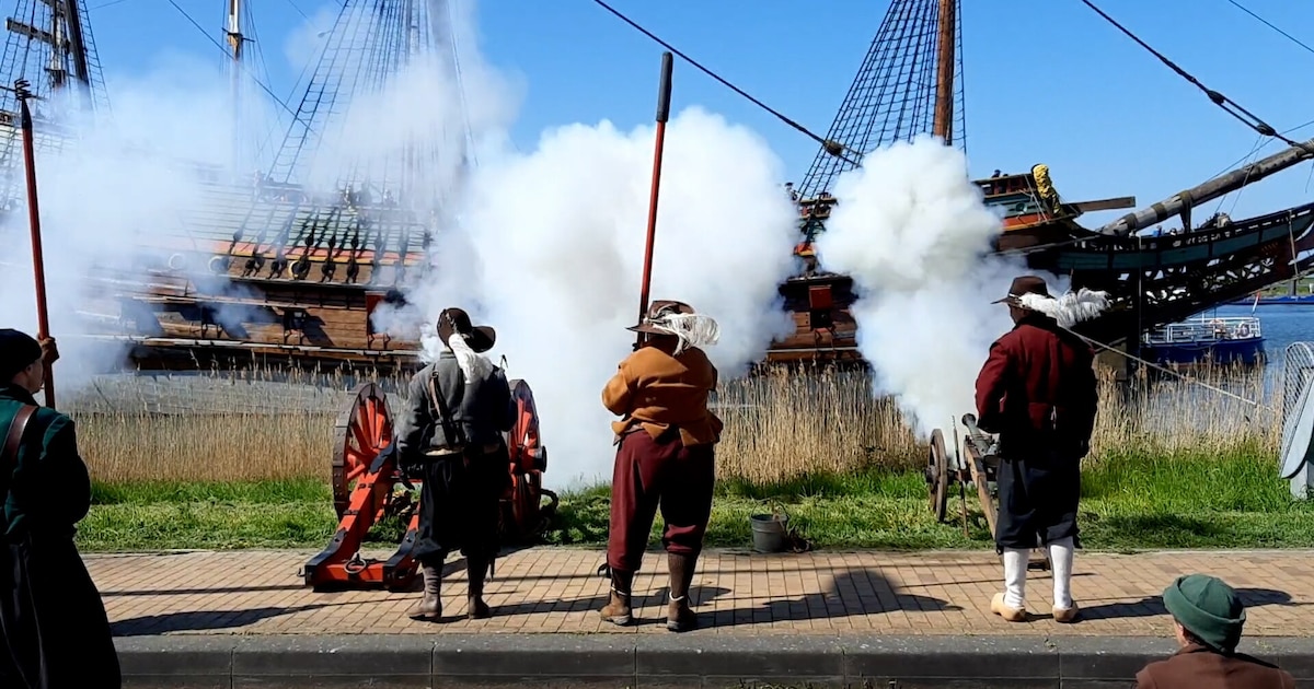 Vuur! Twintig kanonnen uit 17de eeuw brengen saluut aan dit VOC-schip