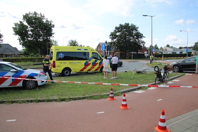 Meisje gewond na aanrijding op de Valkseweg in Barneveld