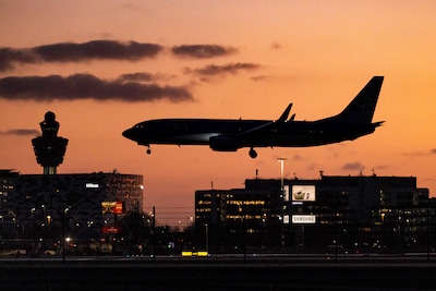 Amerika zet gescheiden Nederlan­der halsover­kop uit: zonder geld en papieren terug