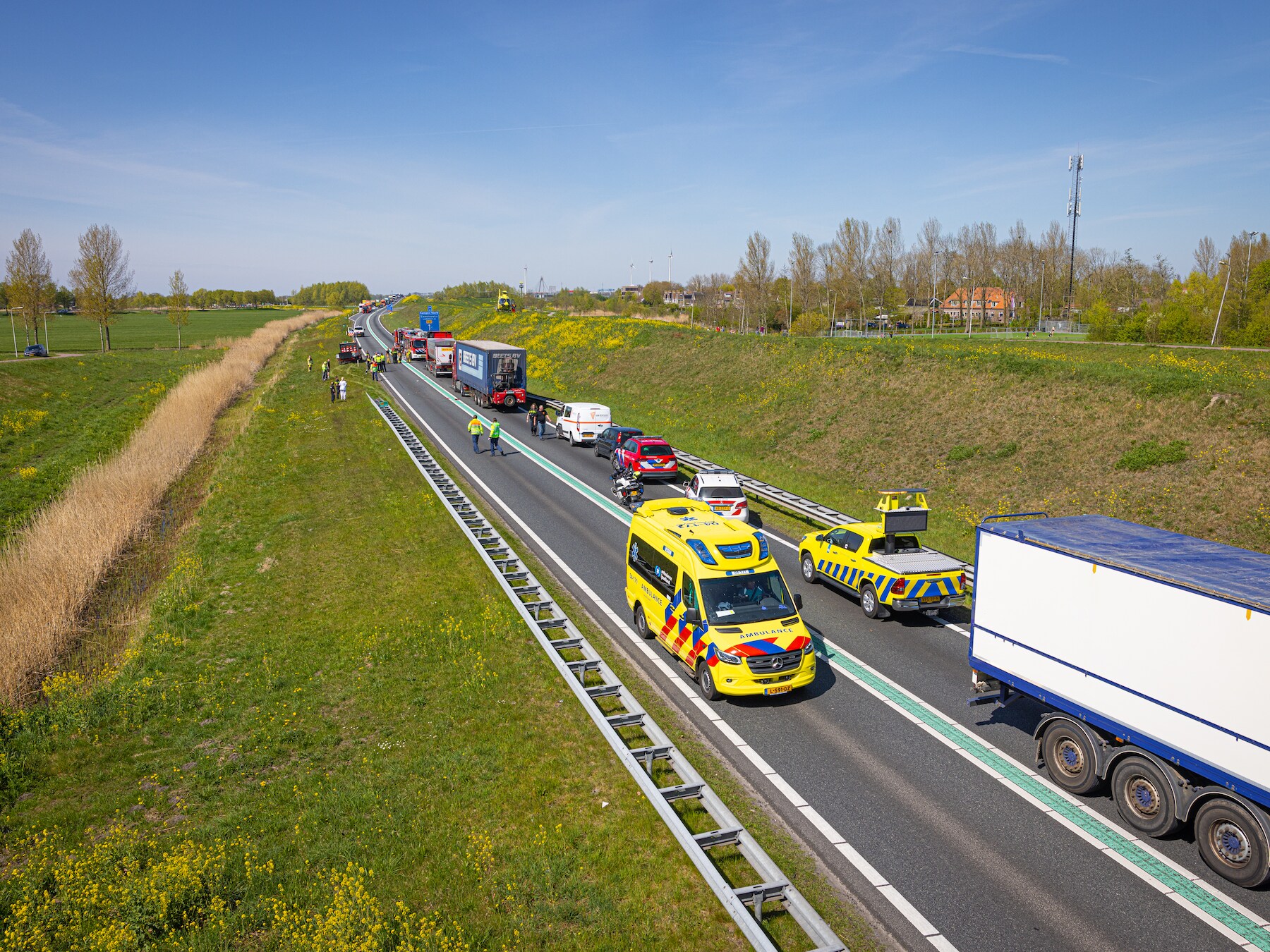 Transportbaas Stoel uit Kampen vreest voor elke dag dat zijn truckers N50 oprijden: ‘Er móet iets gebeuren’