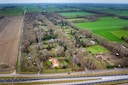 De gemeente Dalfsen buigt zich over de eventuele permanente bewoning van recreatiewoningen. Eén van de plekken in de gemeente waar woningen met die recreatieve bestemming staan, maar er van een recreatiepark geen sprake is, is aan de Rosengaardeweg.