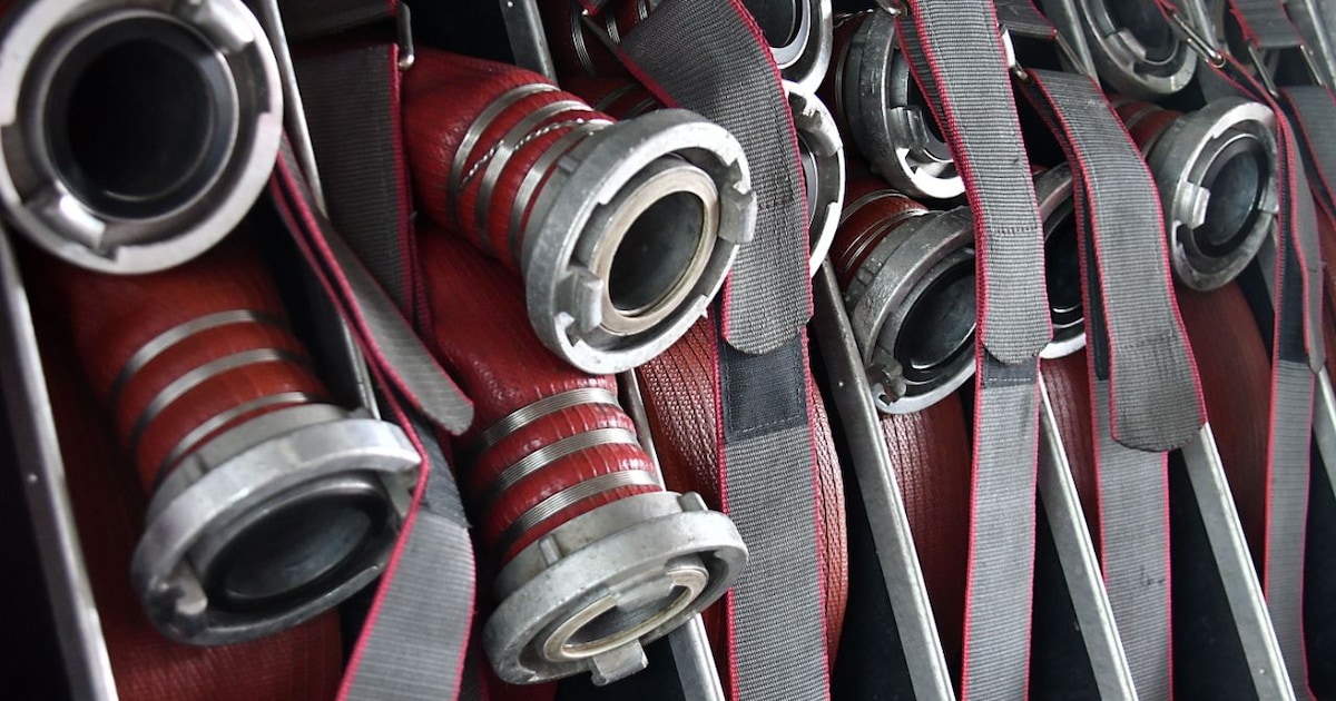 Brand in bosgebied op de Zuigerplasdreef in Lelystad