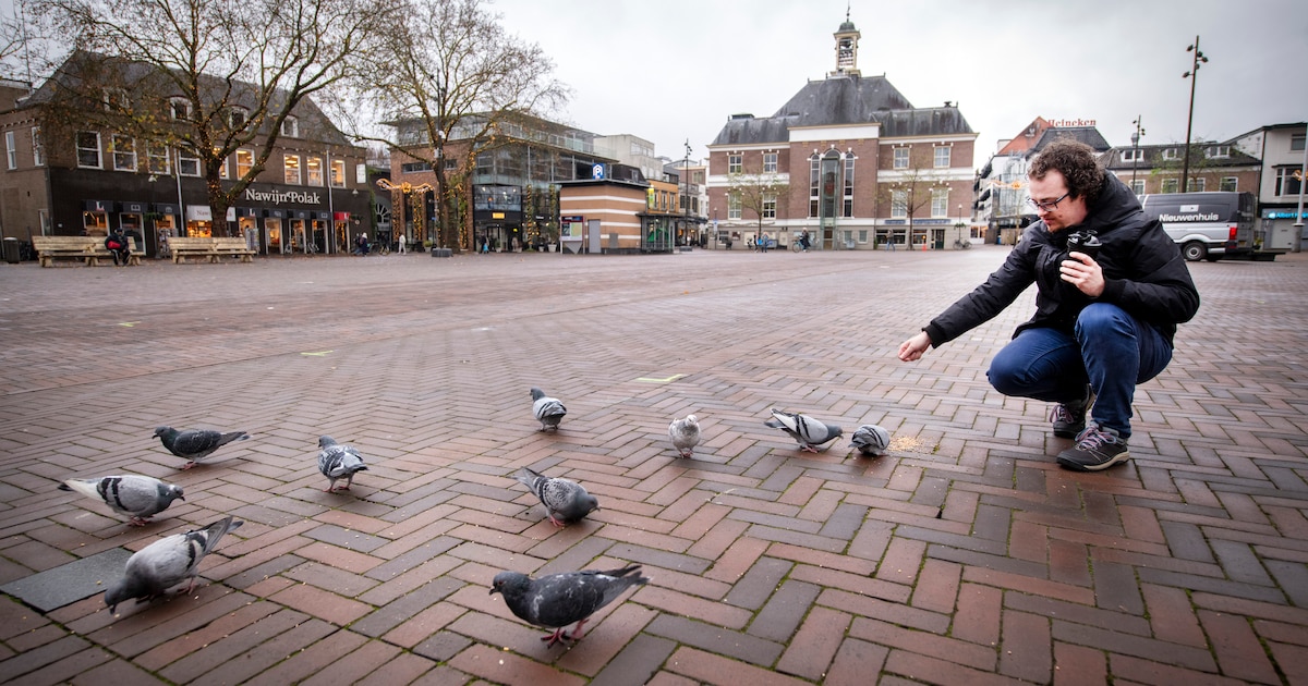 Stad kan akelig zijn voor een duif, en daar probeert Djayden in Apeldoorn iets tegen te doen