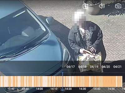 Maximaal drie producten per persoon? Vrouw plundert schaamteloos het weggeefkastje van Henriëtte: ‘D