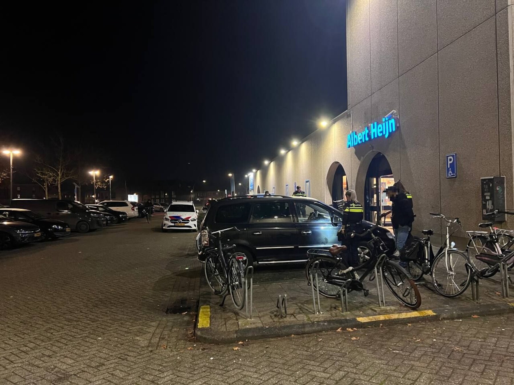 Winkeldief (22) gaat snel opnieuw in de fout en verzet zich bij aanhouding