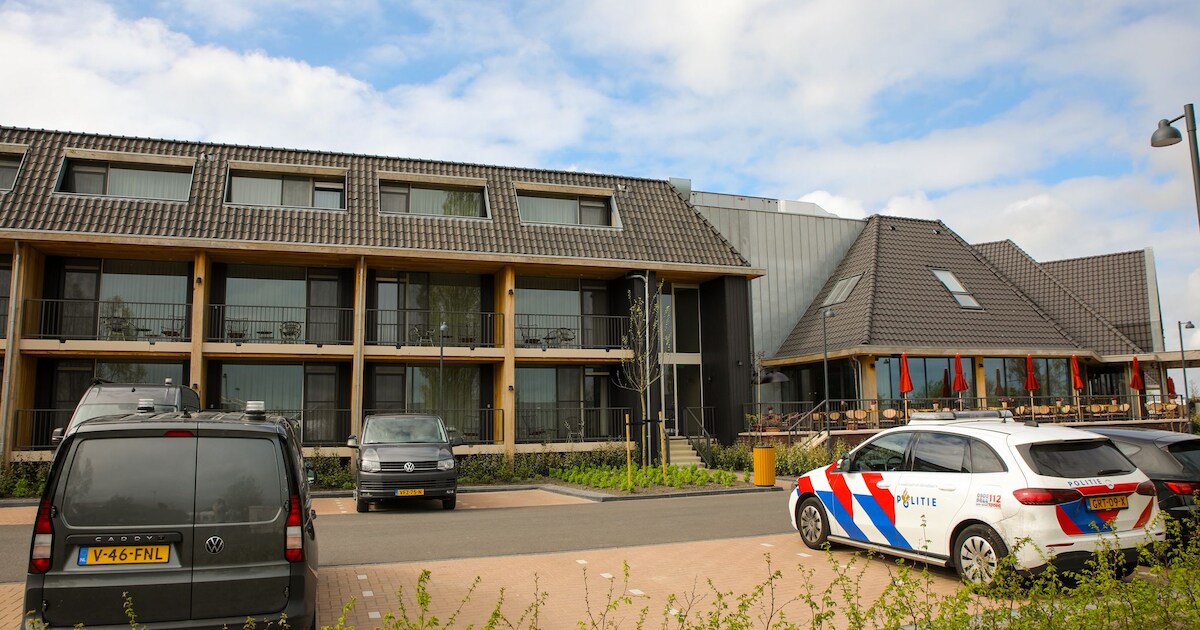 Dode man (38) in hotelkamer Van der Valk Volendam, politie gaat uit van ...