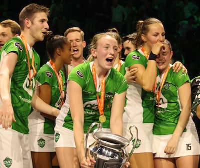 Voor Quinty Stahli voelt landstitel met DVO als de ultieme revanche: ‘Ik sta met die beker in mijn h