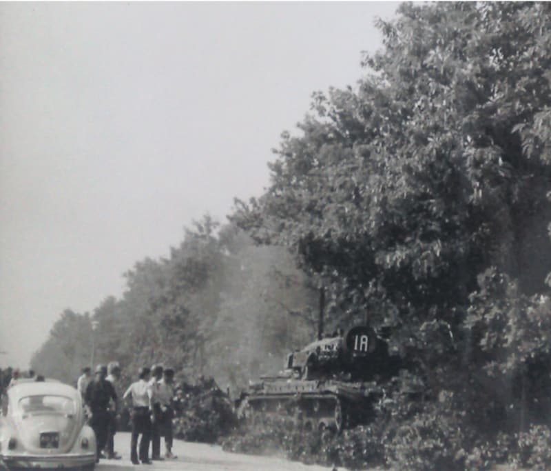 Erik van de Beek from 't Harde took photos of the fire in 1970
