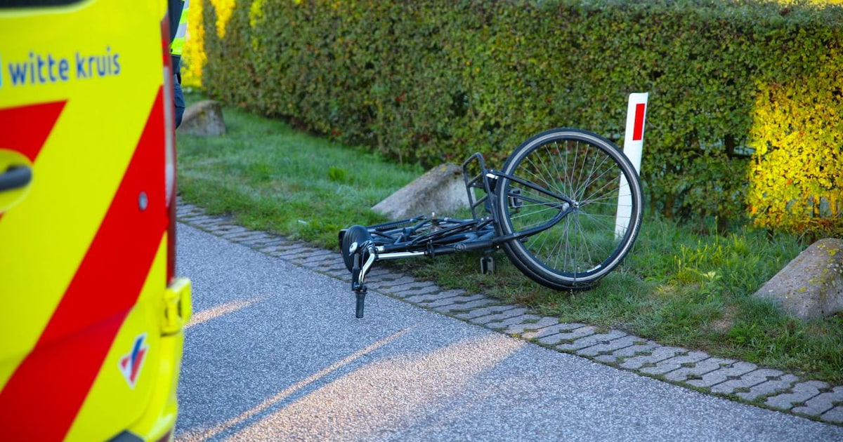 Fietser gewond bij botsing met auto in Beekbergen