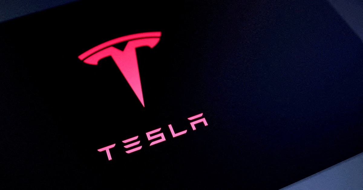 Beschonken bestuurder vlucht voor politie op kerstnacht, maar de auto heeft andere plannen