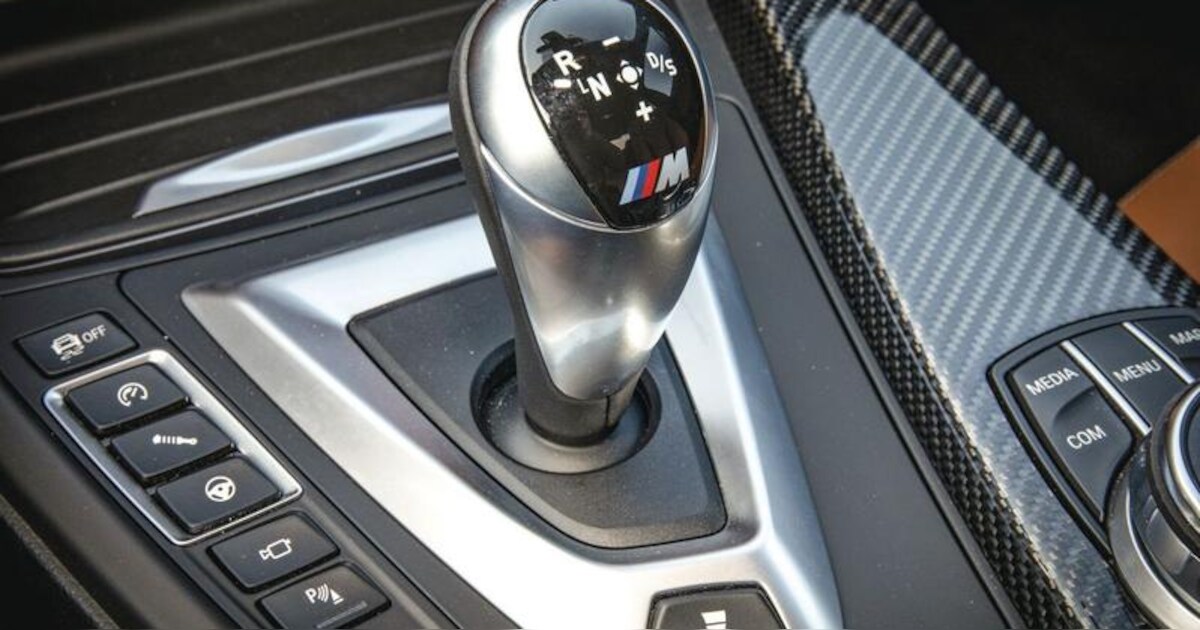 Moet je de handrem gebruiken bij een auto met automaat? | Auto | De ...