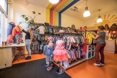 Deze kledingwinkel verhuist na 35 jaar naar de Grotestraat in Almelo