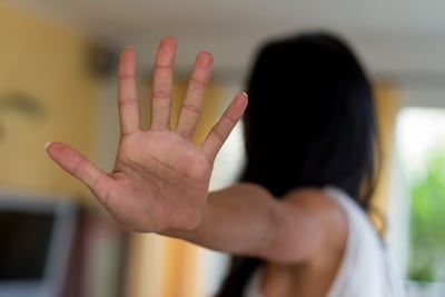 De nieuwe partner hoort hoe gelukkig meneer was in zijn vorige relatie