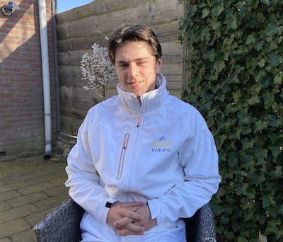 Spannende verkiezingen voor 16-jarige Julian in Ermelo. ‘Maar ben vooral benieuwd hoe m’n partij het