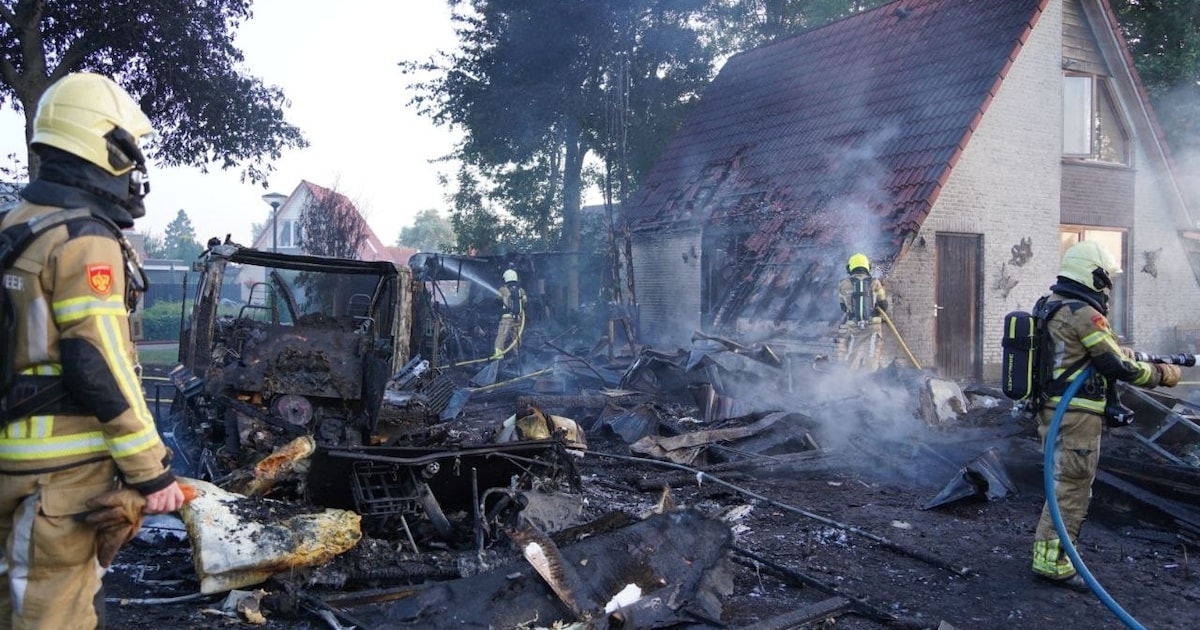 Grote brand bij jachthaven Hasselt: huis onbewoonbaar, caravan en camper verwoest