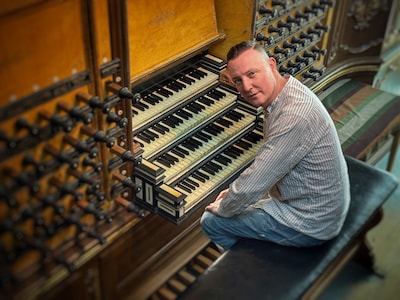 Gerwin van der Plaats geeft een orgelconcert in Bovenkerk in Kampen