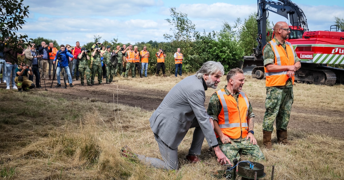 Buren schrikken zich rot als Defensie bommen laat ontploffen: ‘Werd in huis heen en weer geslingerd’