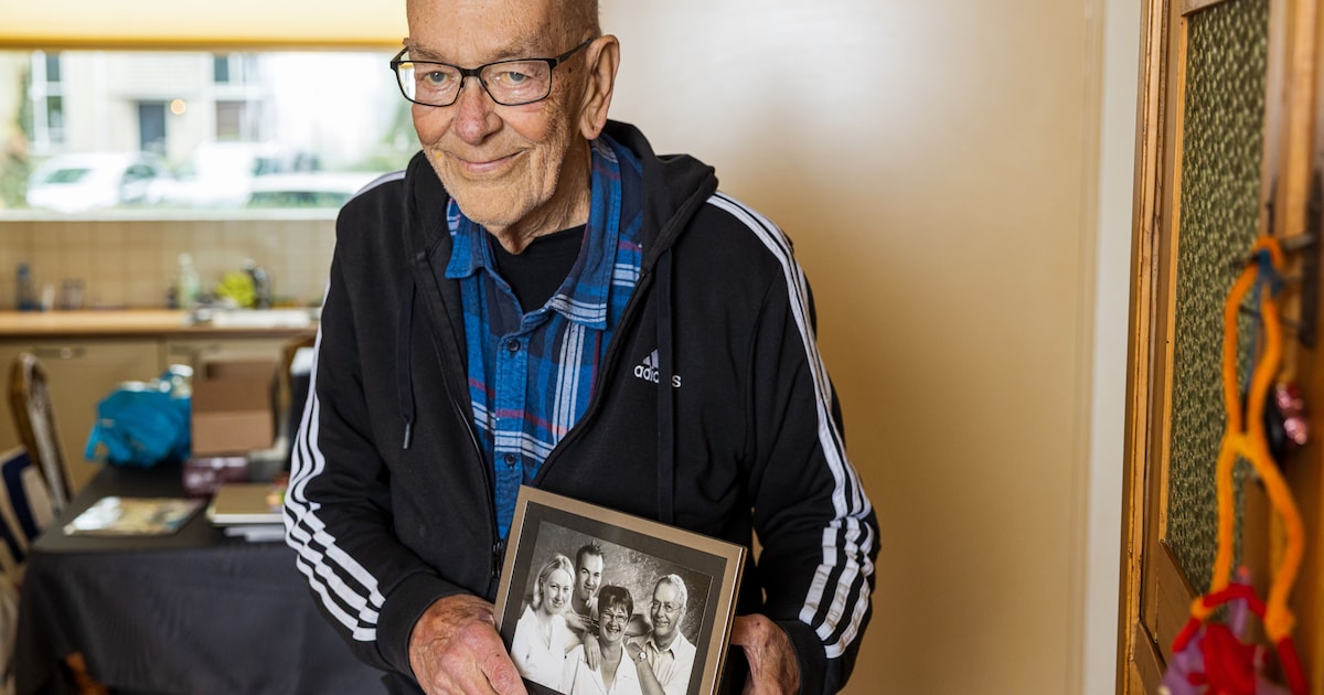 Al (76) verloor in een week tijd zijn dochter en vrouw: ‘Ik leer langzaam weer leven’