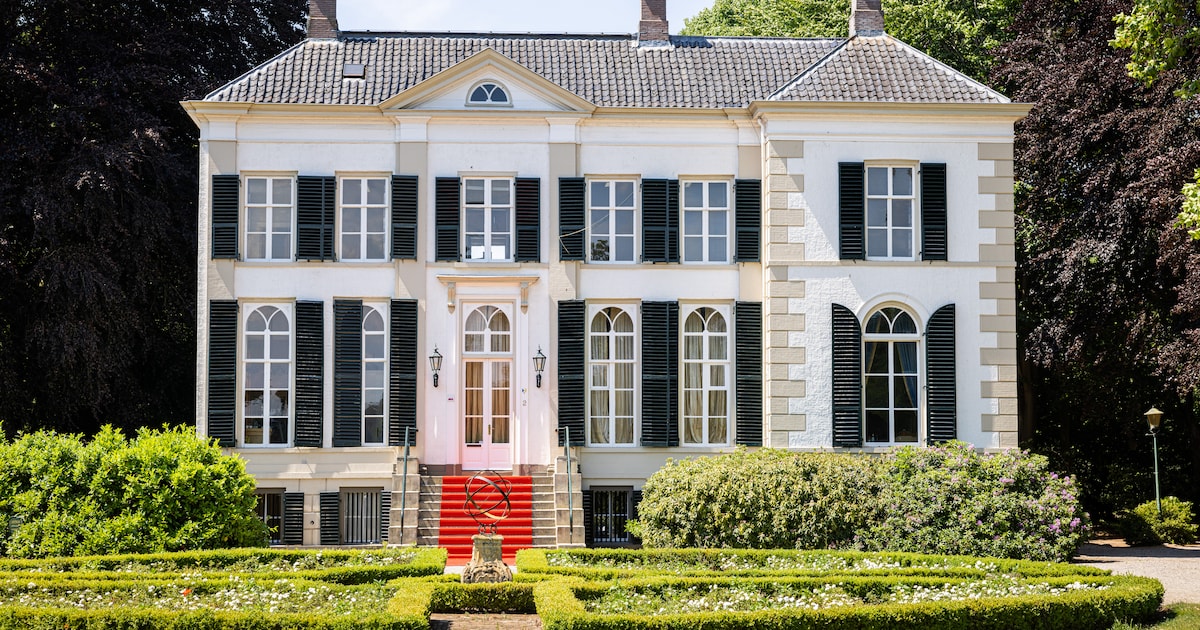 Dit fraaie én dure landhuis verkopen? Nieuwe coalitie in Ommen trapt op de rem