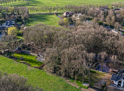 Grondeigenaar die illegaal bouwde, wordt ‘beloond’ met woning, zeggen buren in Zwolle