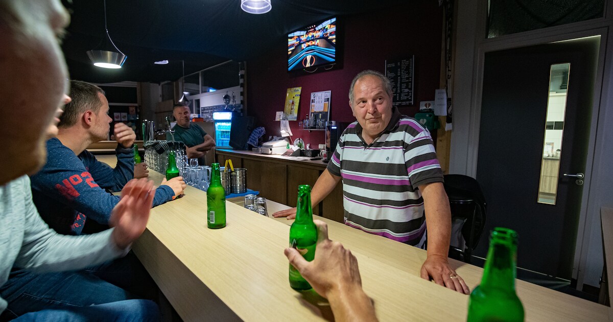 Hanjo tápt nu bier bij de sportclub in Bant: ‘Ik kom frisser thuis ...