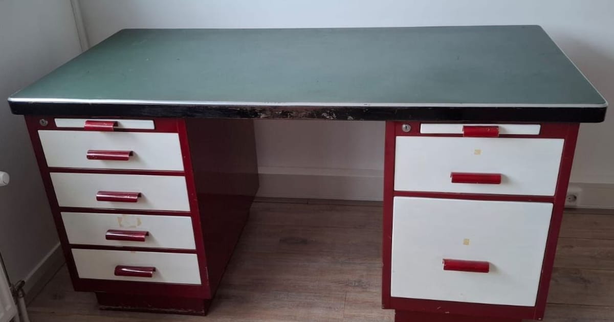 Op deze plek kun je terecht voor een stalen bureau en wie helpt een lezer uit Apeldoorn aan een drum