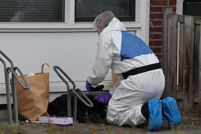 Verdachte omstandigheden bij dood van man in Lelystad, politie doet onderzoek