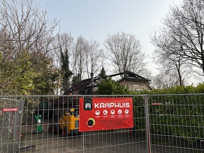 Eerste zonnige weekend op vakantiepark in Hoge Hexel eindigt in drama: ‘Vlammen sloegen uit het dak’