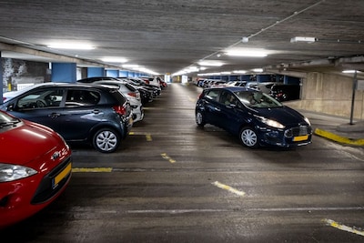 Shoppers opgelet! Actie met 2 uur gratis parkeren in Almelo gaat langer door