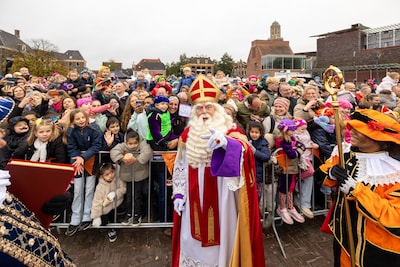 Sinterklaas komt aan in Zwolle en dat zag er zo uit