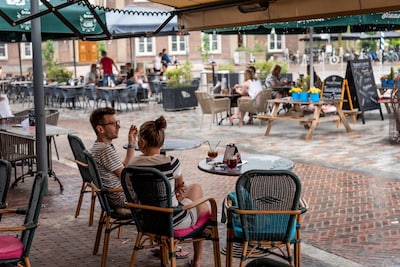 Weer slaat vandaag om: na zonnige start volgen buien en wind