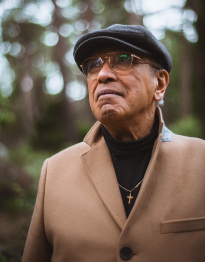 Roy (73) overleeft busramp, maar kiest dertig jaar later alsnog voor zijn einde: ‘Dit wordt mijn laa