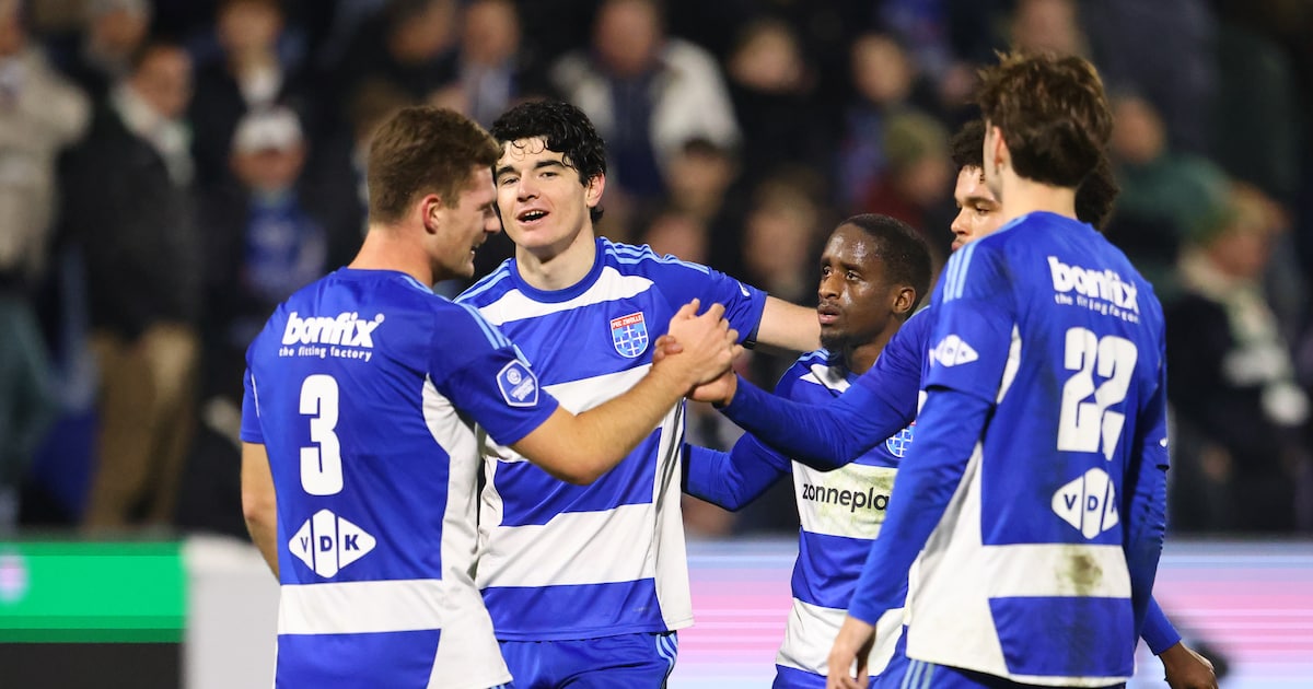 LIVE eredivisie | PEC kiest voor het eerst voor Pereira da Gama (16) in de basis, op jacht naar bela