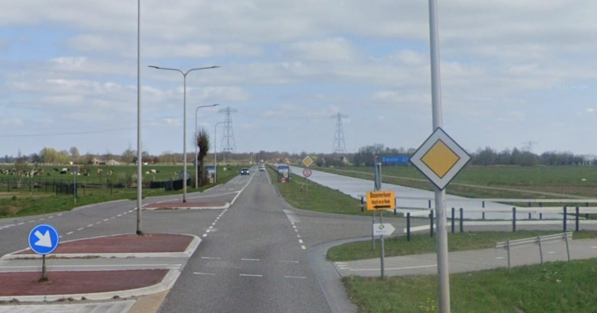 Werk aan Vaartweg in Hasselt, waar twee nieuwe bushaltes verrijzen