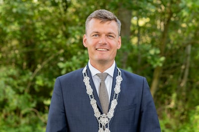 SGP-burgemeester uit andere plaats onderzoekt coalitie in Rijssen-Holten, FvD niet uitgesloten