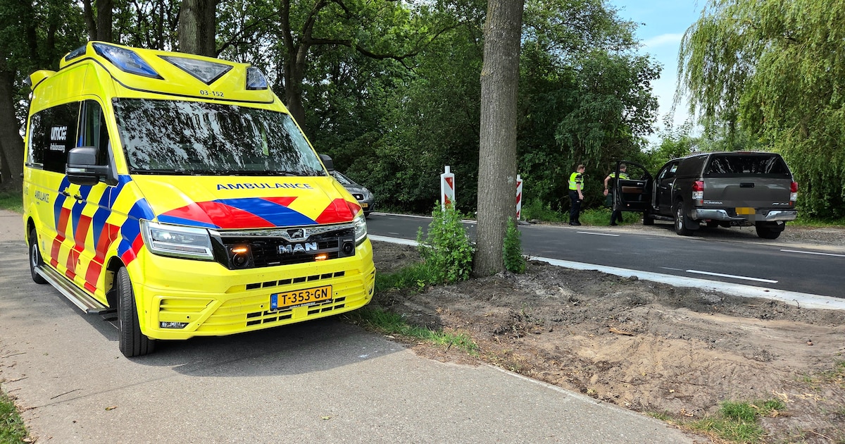 Politie zoekt doorrijder na ongeval in Hollandscheveld