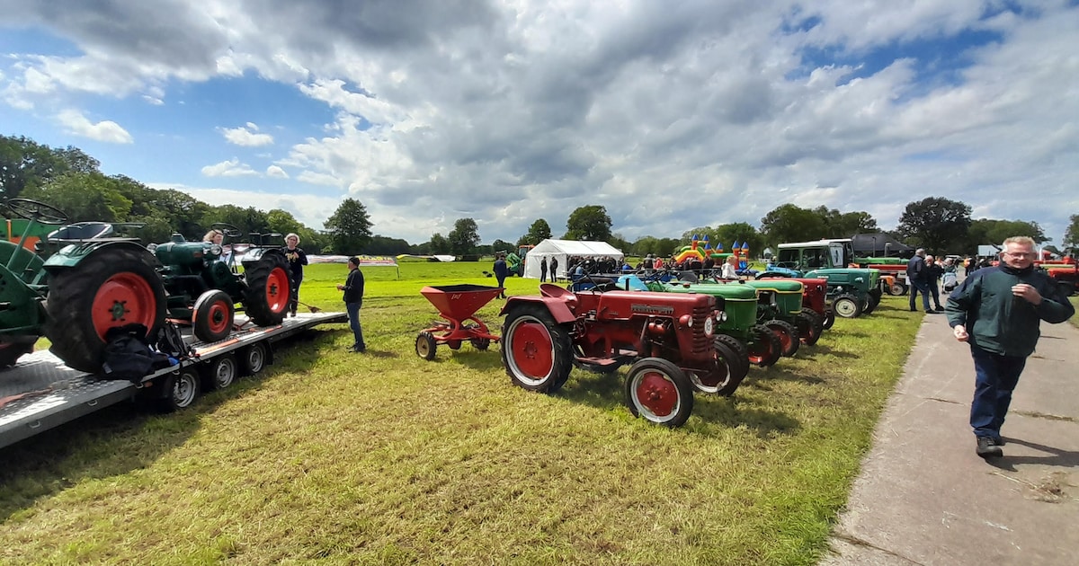Voor in de agenda: nostalgische oude trekkers komen weer naar Staphorst