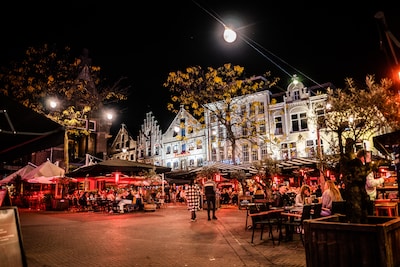 Justitie is klaar met twee illegalen en een man uit Utrecht, verdacht van twee gewelddadige straatro