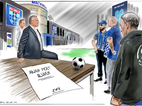 Een deel van de supporters van PEC Zwolle is niet blij met de gang van zaken rondom de aanstelling van de nieuwe directeur.