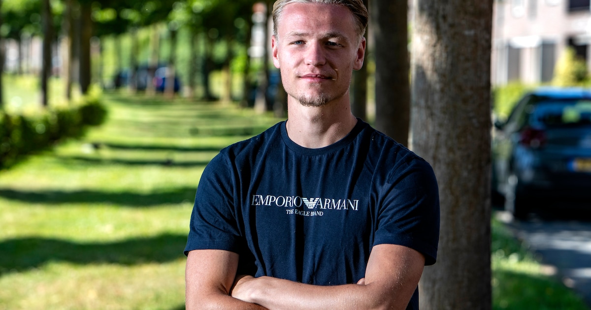 Van den Bos verlaat CSV Apeldoorn • Akcagöz maakt rentree bij Vaassen • Kok zegt Sparta af