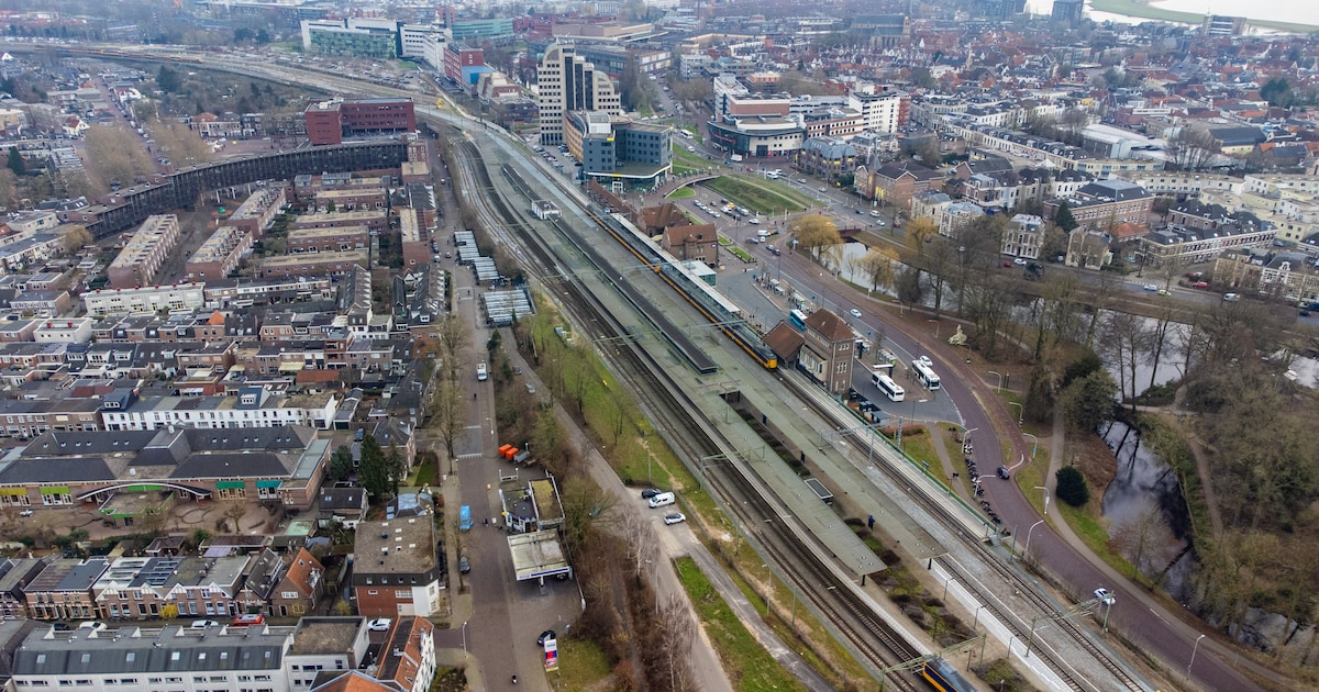 Tijdswinst en minder vertragingen op spoor bij Deventer (extra perron moet daarvoor zorgen)