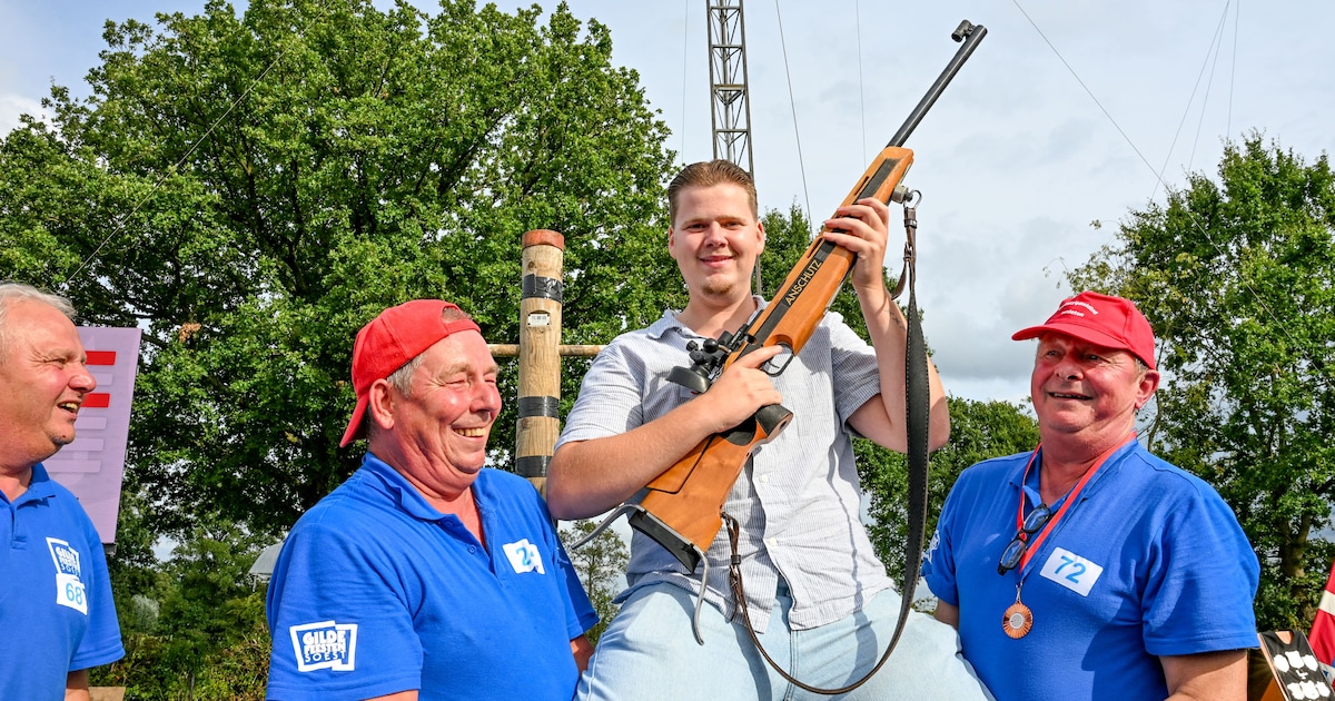 Dylan de Bruin (22) nieuwe gildekoning van Soest, waarschijnlijk jongste ooit