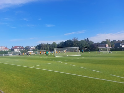 Go Ahead Eagles traint zonder Marsman en Nauber • Alex Bos is scheidsrechter in Alkmaar
