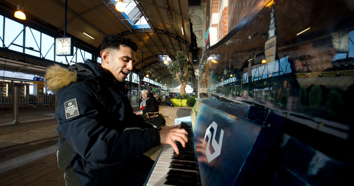 Treinreizigers in Nijmegen moeten het voorlopig zonder stationspiano doen door werkzaamheden op het 