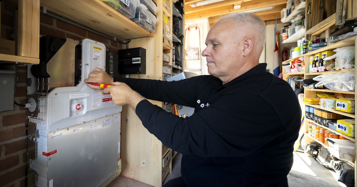 Zonnepanelen haast onverkoopbaar, dus zetten bedrijven in op de thuisbatterij: 'Terugverdientijd is 
