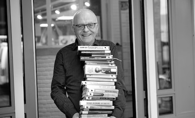 Oud-directeur Gerard Kocx van de bibliotheek Enschede plotseling overleden