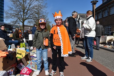 Dresscode oranje: 5 x hier haal je jouw outfit voor Koningsdag in Almelo