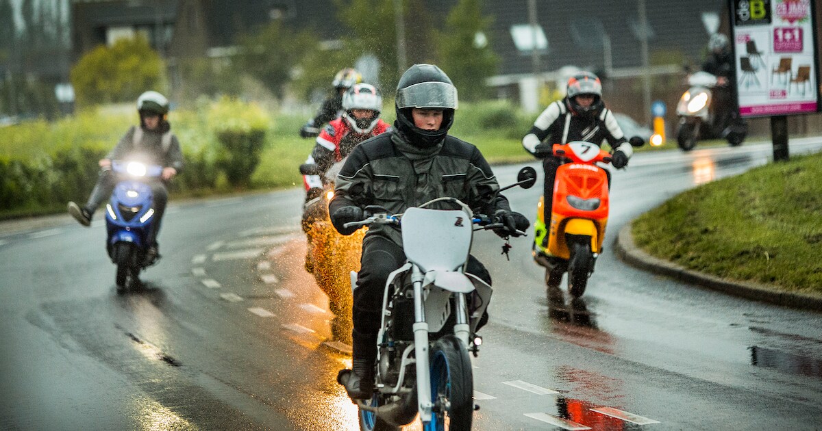 Traditionele brommerrijden in Kop van Overijssel met Koningsdag gaat ook dit jaar niet door
