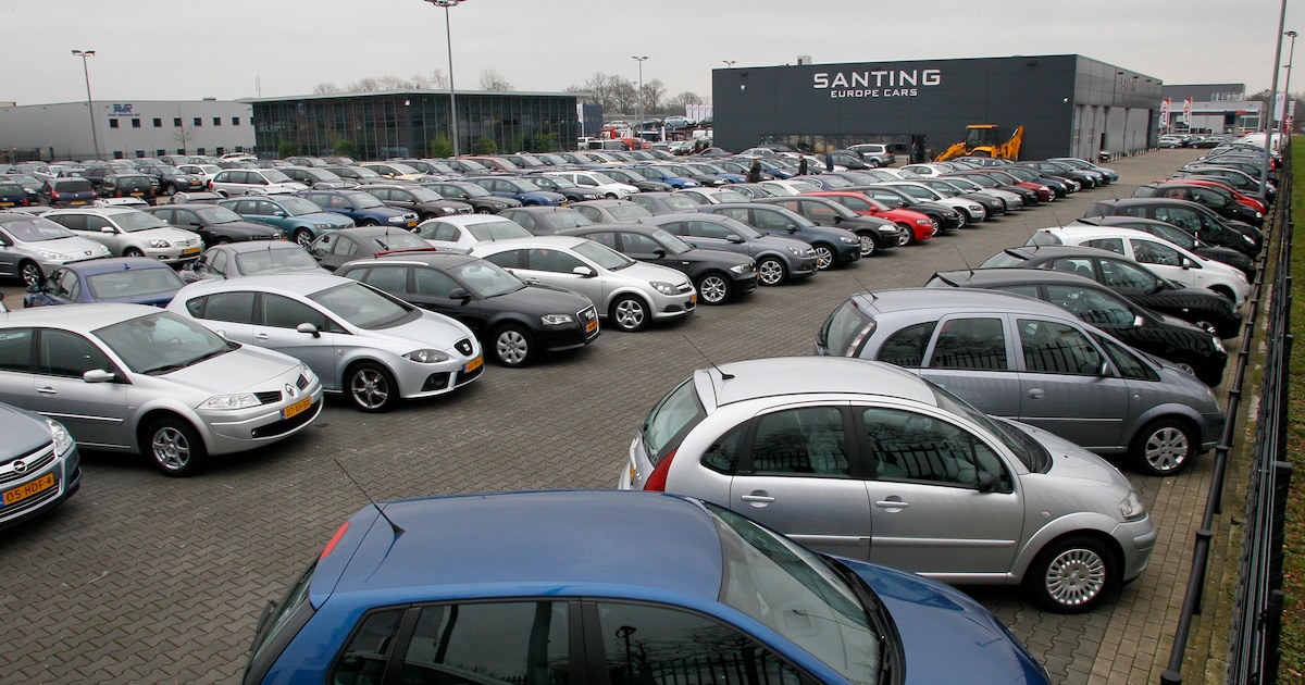 Eerst FIOD-inval, nu failliet. Einde voor autobedrijf Santing Europe ...
